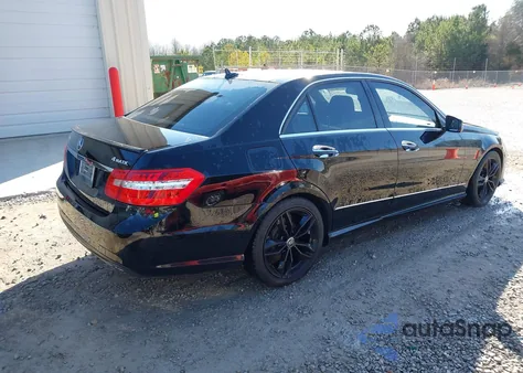 2013 Mercedes-Benz E 350 4Matic z USA, uszkodzony, nr VIN WDDHF8JBXDA767294